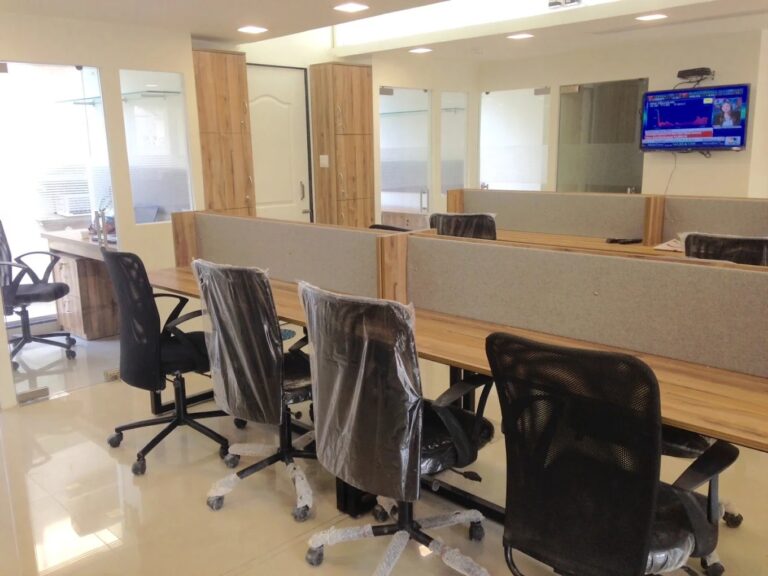 Bloomdesk, Borivali East